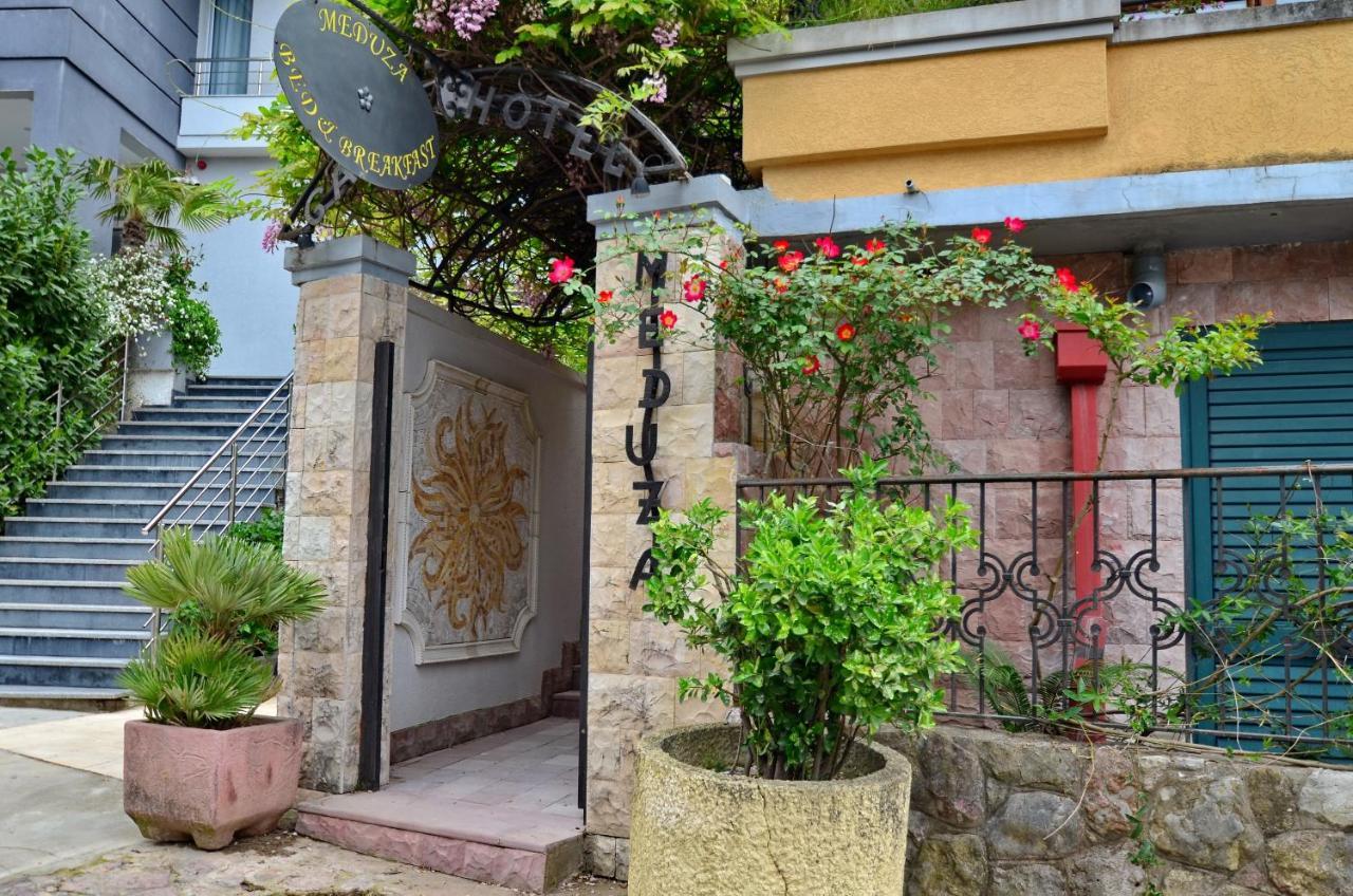 Hotel Meduza Bečići Exterior foto